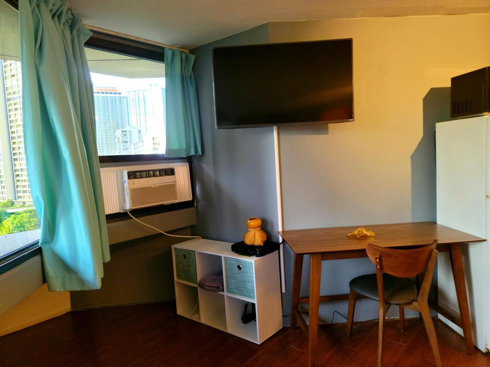 Waikiki Studio Steps To Beach-Mall Free Parking-Wifi Гонолулу Номер фото